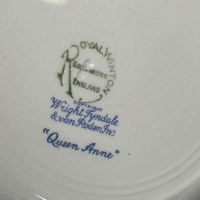 Lot 116 English Dinnerware