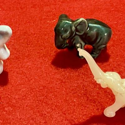 3 Minatures, Elephant figures