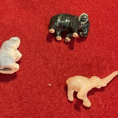 3 Minatures, Elephant figures