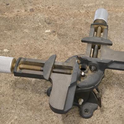 Heavy Metal Picture Frame Miter Vice