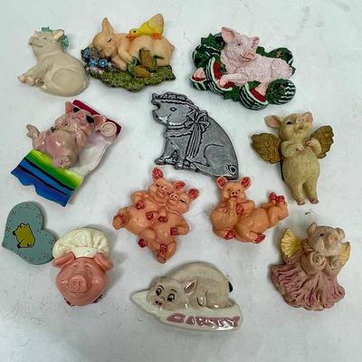 Refrigerator Magnets Lot