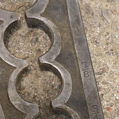 SPINDLE & AXEL THREAD CHASER TOOL and Tubing Pipe Cutter