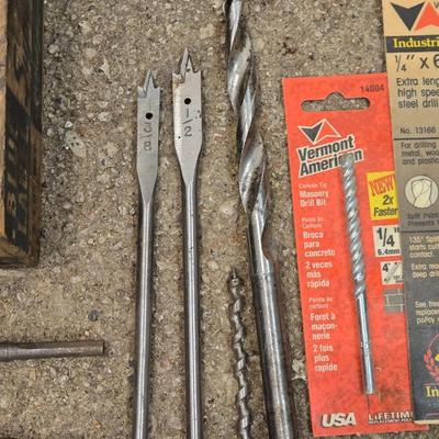 Large Lot of Varying Size Drill Bits