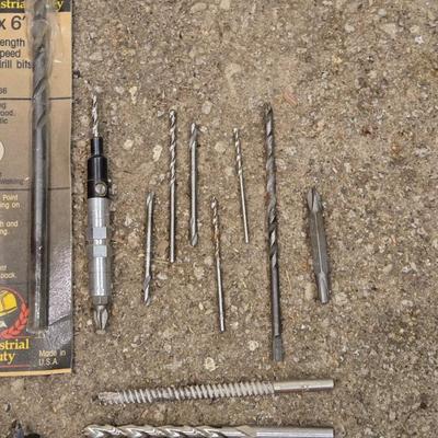 Large Lot of Varying Size Drill Bits