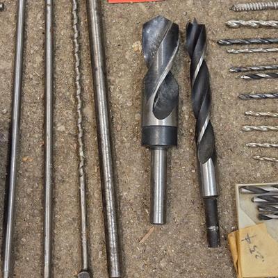Large Lot of Varying Size Drill Bits