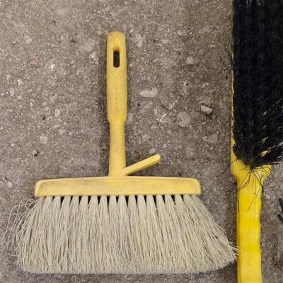 Mixed Lot of Brushes