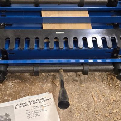 Dovetail Joint Fixture