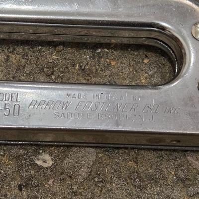 Arrow Stapler and Staples
