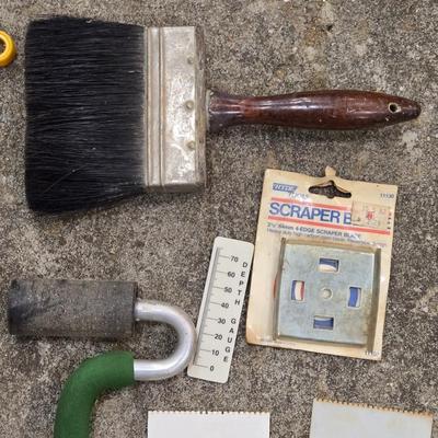 Paint Brush & More Lot