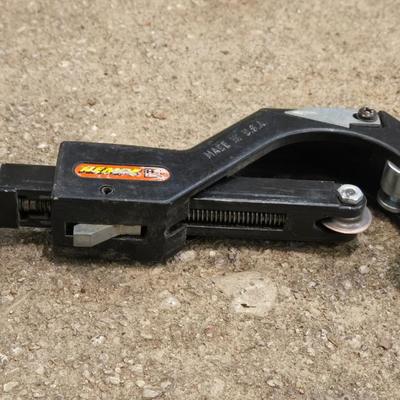 Tube Pipe Cutter