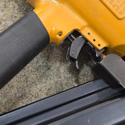 Stanley Bostitch Pneumatic Framing Nail Gun