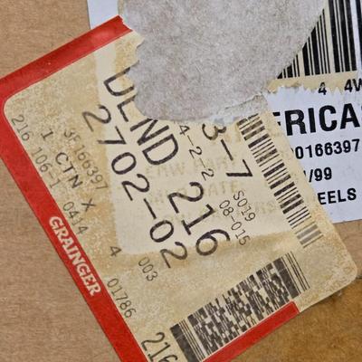 2 Boxes of Nails for Pneumatic Tools