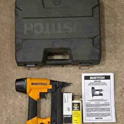 Bostitch SX150 with Case, Instructions, and Pneumatic Tool Lubricant