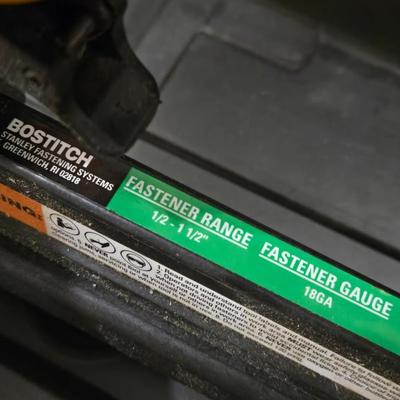 Bostitch SX150 with Case, Instructions, and Pneumatic Tool Lubricant