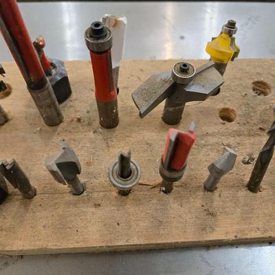 Mixed Bits with a Wood Base Organizer