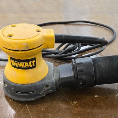 Dewalt Random Orbit Palm Sander