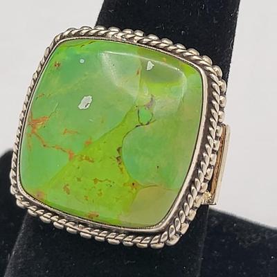 Green Turquoise & 925 Silver Ring 11gr