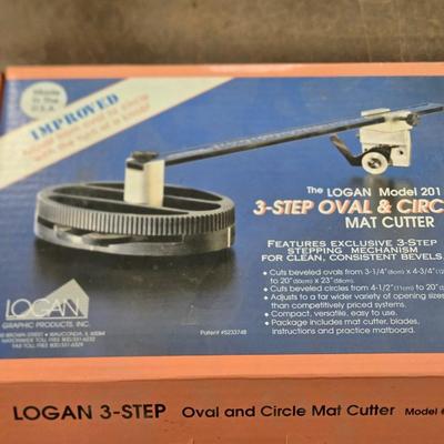 The Logan 3 Step Oval & Circle Mat Cutter in the Box