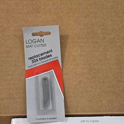 The Logan 3 Step Oval & Circle Mat Cutter in the Box