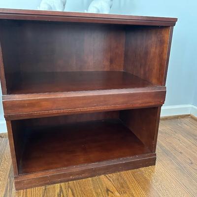 STACKING CUBE WOOD SHELF UNIT
