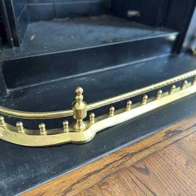 BRASS FIREPLACE FENDER