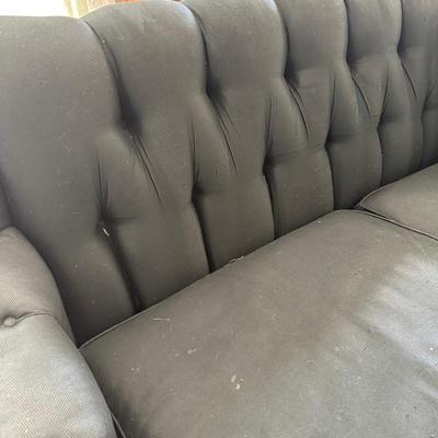 BLACK TUFTED BACK SOFA
