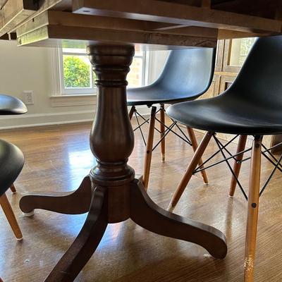 PROJECT DINING TABLE