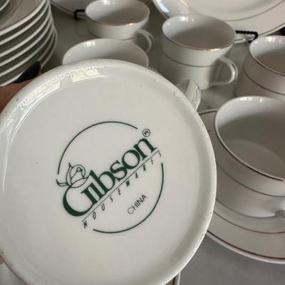 GIBSON CHINA SET