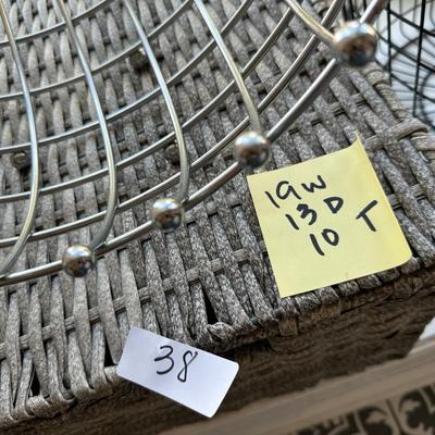 BASKET LOT