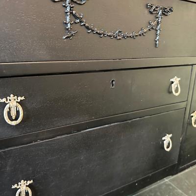 SMALL VINTAGE PAINTED BUFFET