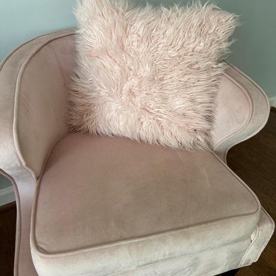 PAIR PINK UPHOLSTERED CHAIRS