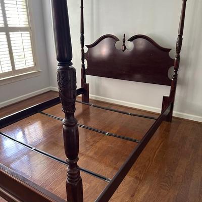 PROJECT 4 POST BED FULL-QUEEN