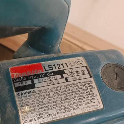 Makita Miter Saw with Side Guide Attachments