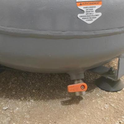 HDX 3 Gallon Portable Air Compressor with Instruction Manual