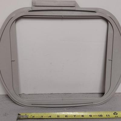 3 Embroidery Frames and Tote