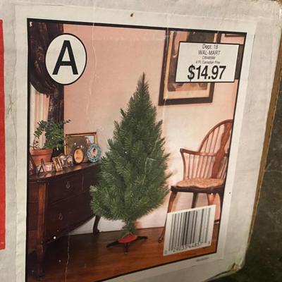 4 Foot Canadian Pine Tree