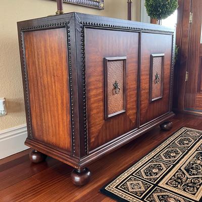 711 Mahogany/Rattan Tack Trim Cabinet With Recessed Doors