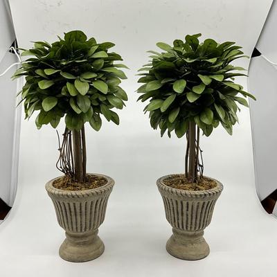 813 Pair of Small Faux Topiaries and Gumps Clock