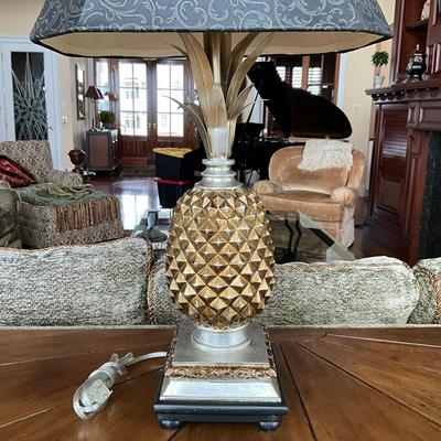 718 Silver/Gold Accent Pineapple Lamp