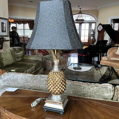718 Silver/Gold Accent Pineapple Lamp