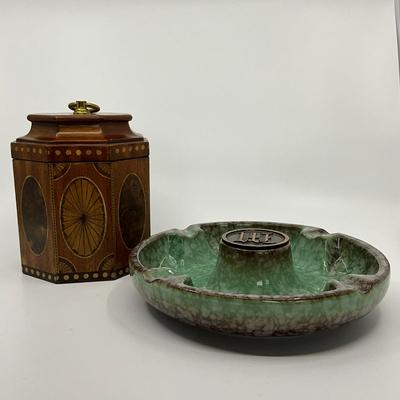 732 Decorative Inlaid Wooden Box With Large Hyde Park Ashtray
