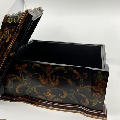 752 Hand Painted Composite Scroll Design Box With Ceramitc Cord Dish With Pineapple Design
