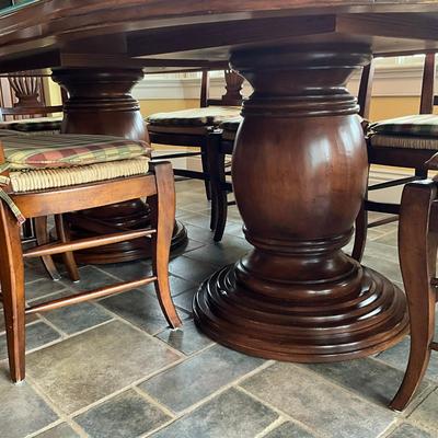 760 Hickory Chair Old French Country Table With Eight Chairs