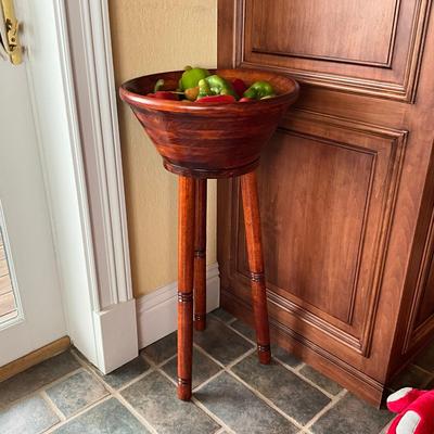 761 Wooden Salad Bowl On Stand