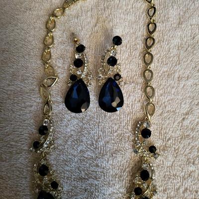 BRI LOVE NECKLACE, BRACELET AND EARRING SET