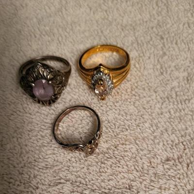 STERLING SILVER RINGS, EARRINGS AND BRACELET