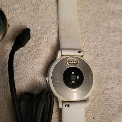 GARMIN VIVOACTIVE 3, FAKE ROLEX AND MORE