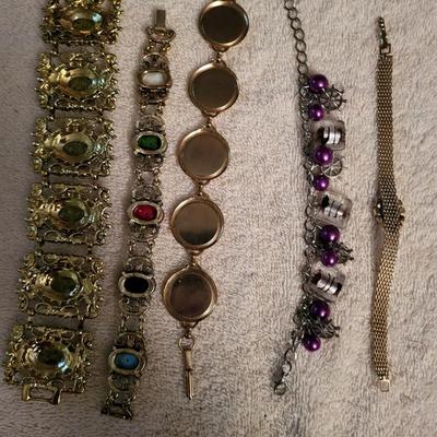 5 LOVELY VINTAGE BRACELETS