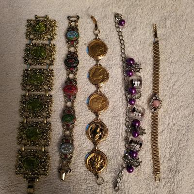 5 LOVELY VINTAGE BRACELETS