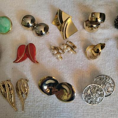 CLIP ON EARRINGS